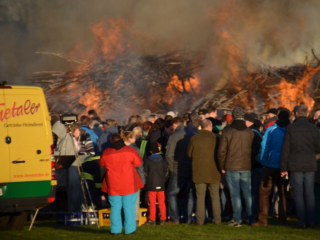 Osterfeuer_2015_035.jpg