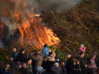Osterfeuer_2015_030.jpg