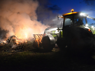 Osterfeuer_2015_068.jpg